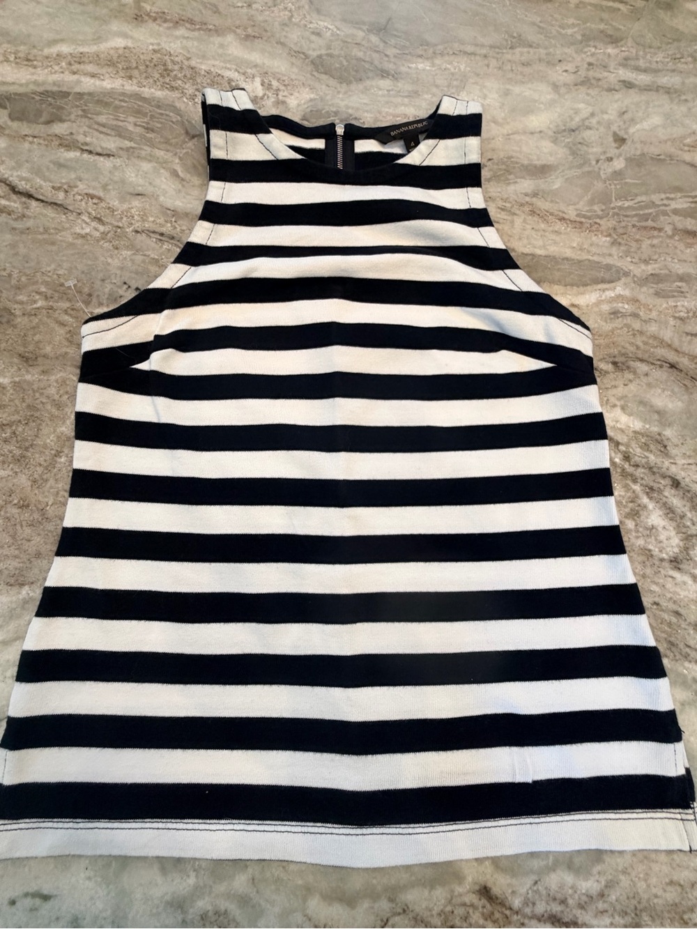 Banana Republic Size 4 Black White Striped Sleeveless Top Back Zip Shell